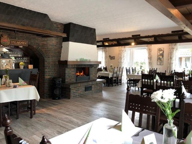 Gasthof Zum Dorfkrug Molbergen Buitenkant foto